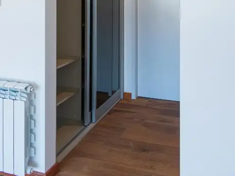 Departamento 5 ambientes con 2 baños