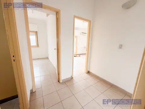 Depto Tipo Casa en Alquiler con 1 cocheras