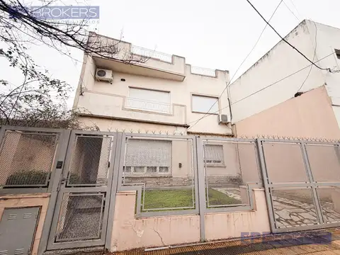 Depto Tipo Casa en Alquiler de 2 dormitorios