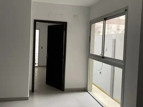 Virrey Del Pino 2800, Piso 1