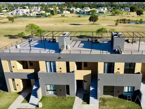 Departamento en Venta en Medal Country club, USD 165.000