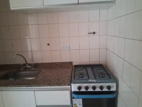 2 ambientes sin muebles en magnifica ubicacion