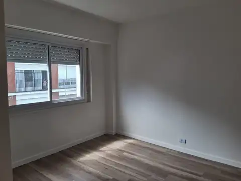 Azcuénaga 1100, Piso 8