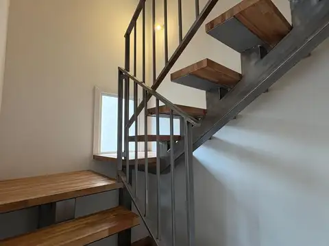 Depto Tipo Casa en Venta de 3 dormitorios