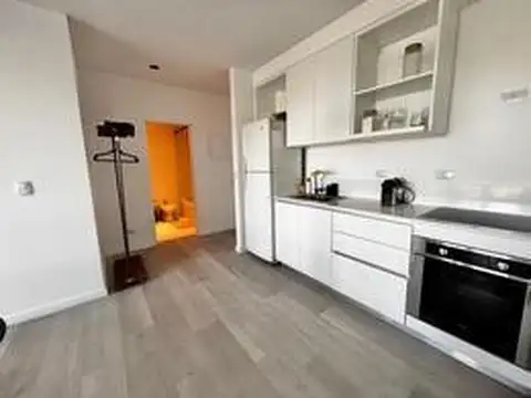 Retasado. Departamento en venta en Remeros Beach 1000