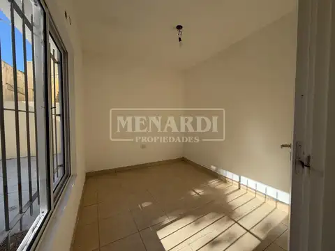 Depto Tipo Casa 2 ambientes con 1 baño