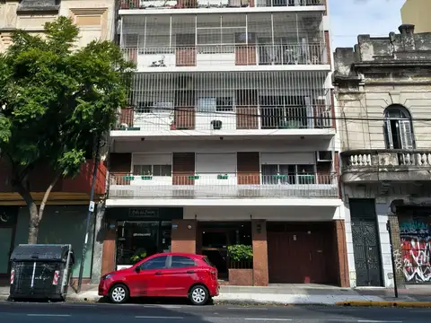 Venta 3 Ambientes Con Balcon C/frente En V. Urquiza /p. Chas