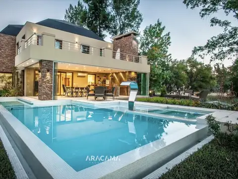 Casa en Venta en Saint Thomas Este - Canning
