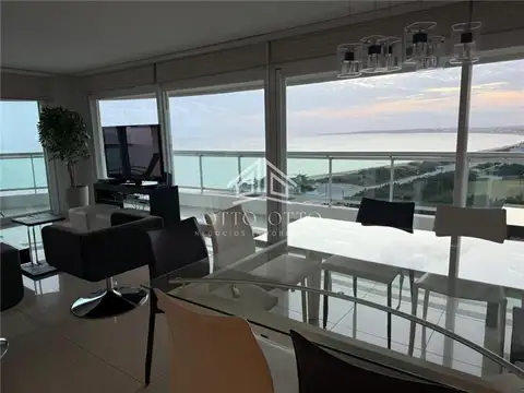 Departamento en Alquiler en Punta del Este, USD 11.000
