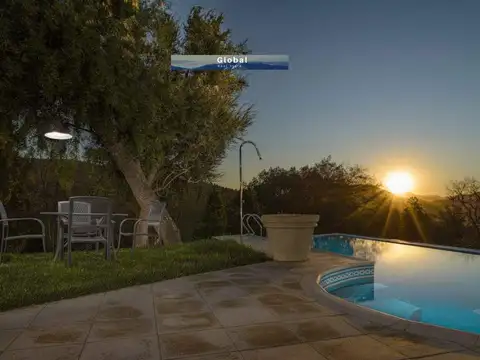 Casa 10 ambientes con 7 baños