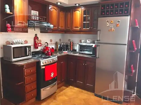 Casa 4 ambientes en venta -  Quilmes Oeste