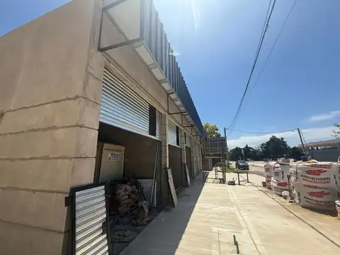 Local en Venta en La Lonja, USD 120.000