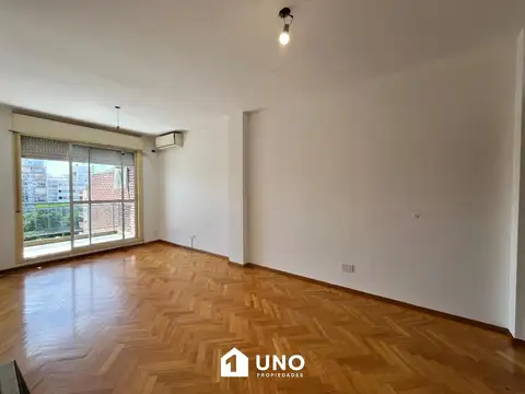 Moreno 1361 - Dpto de 2 Dormitorios.