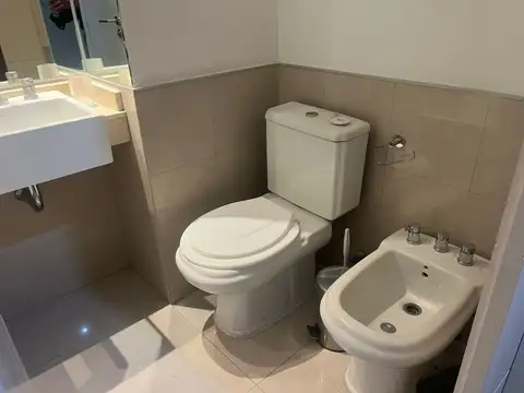 EXCELENTE MONOAMBIENTE AMOBLADO EN RECOLETA