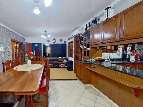 Casa en Venta con 1 cochera