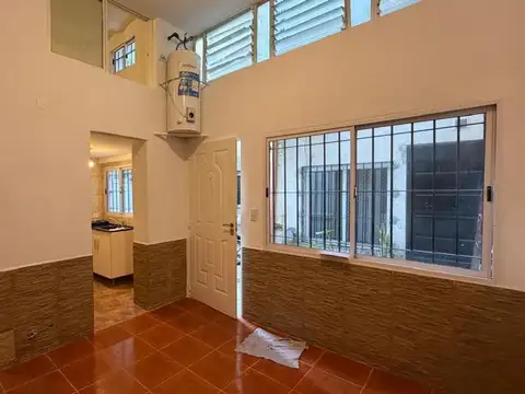 Depto Tipo Casa en Venta de 4 ambientes