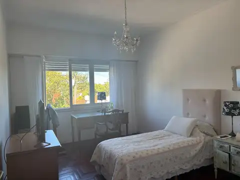 LOS TRONCOS - CASA DE GRAN ESTILO Y CATEGORIA - S/LOTE 750M2