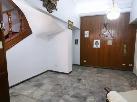 Casa en Venta en Temperley, USD 178.000