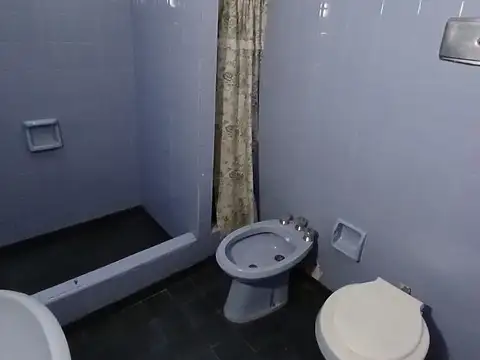 VENTA DE CASA EN ISIDRO CASANOVA