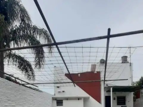 VENTA DE CASA EN ISIDRO CASANOVA