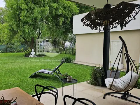 Casa a la venta en barrio Las Golondrinas