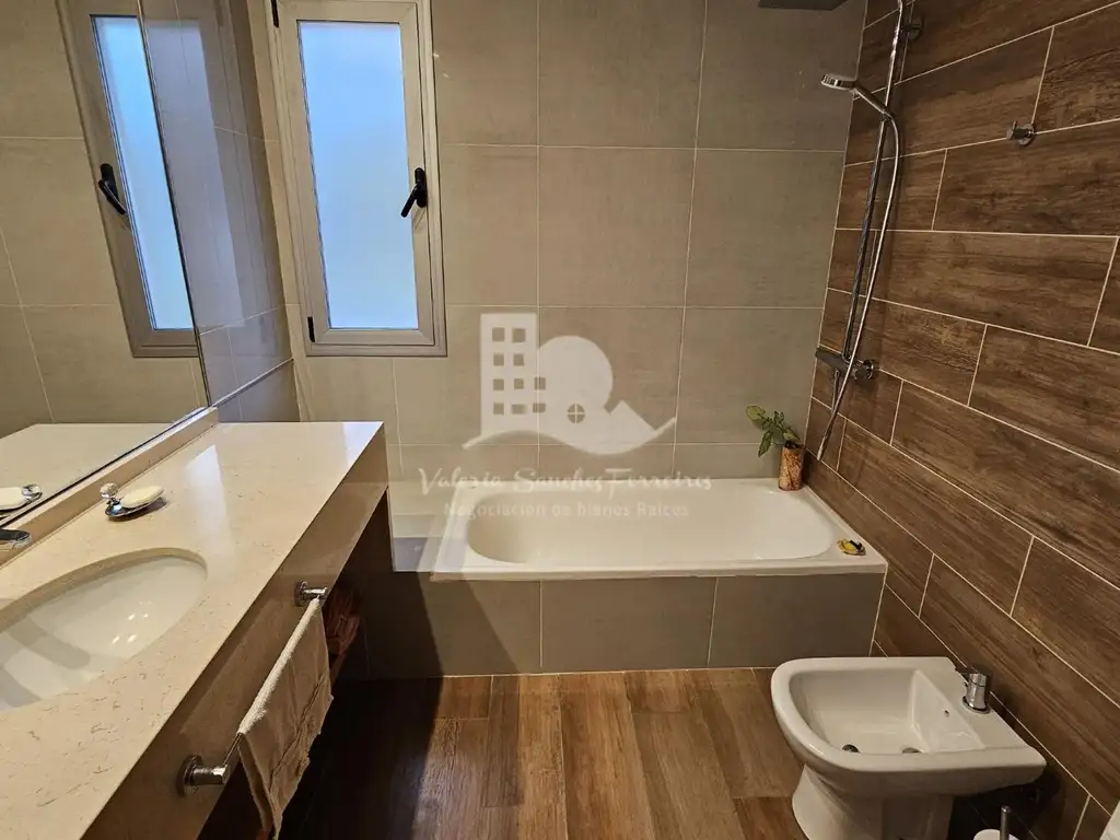 Casa en Las Golondrinas