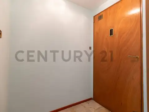 Vera 700, Piso 1