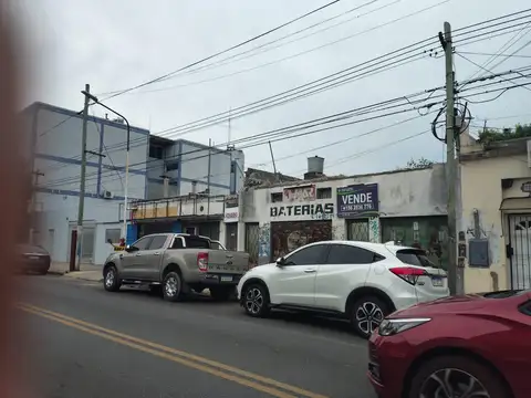 TERRENO EN VENTA SOBRE AV. LA PLATA - SANTOS LUGARES