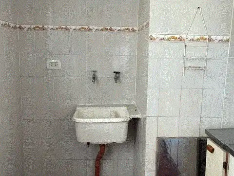 Departamento 5 ambientes con 1 baño