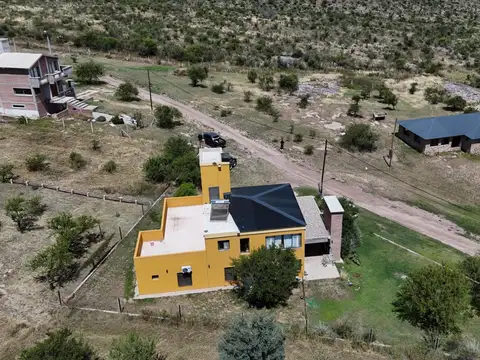 Casa en Venta en Mina Clavero, USD 230.000