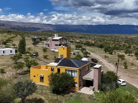 Venta Casa 3 dormitorios Mina Clavero Cordoba
