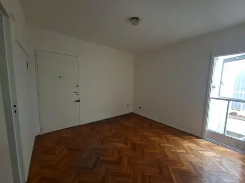 Departamento en Venta en Villa del Parque, USD 62.500