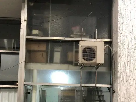 Av C Pellegrini 1100, Piso 00