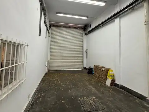 Oficina en Alquiler en Flores, USD 3.900