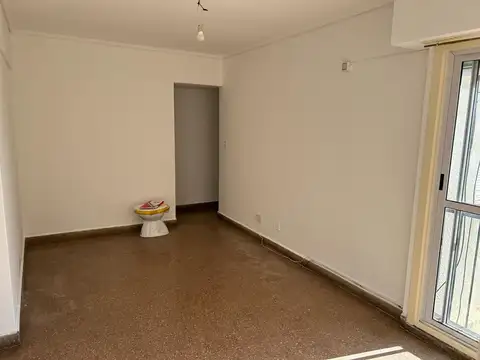 Departamento en Alquiler en Floresta, $ 550.000