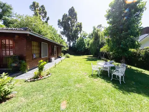 Casa de 5 ambientes en venta - Tigre - Quincho
