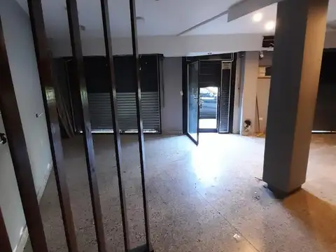 Local en Alquiler en Villa del Parque, $ 1.800.000