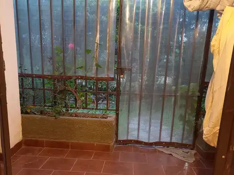 Departamento 5 ambientes con 1 baño