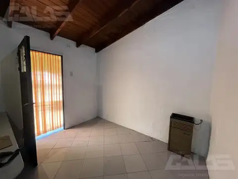 Castro Barros 900