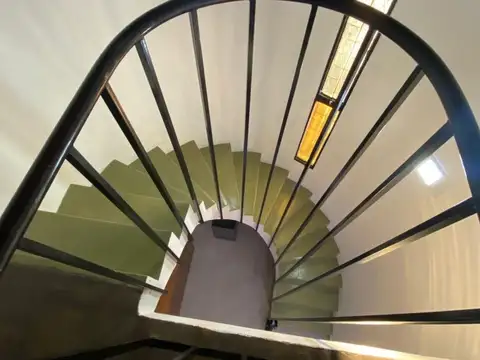 VENTA CASA 4 AMB. PATIO Y COCHERA. DON BOSCO.