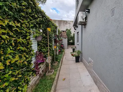 Depto Tipo Casa en Venta en Quilmes Oeste, USD 80.700