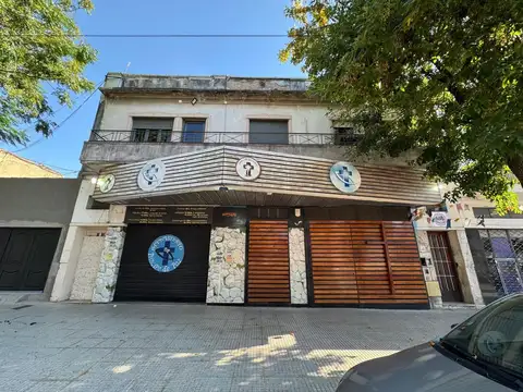 Excelente PH de 325 m2 en Oliden 4000