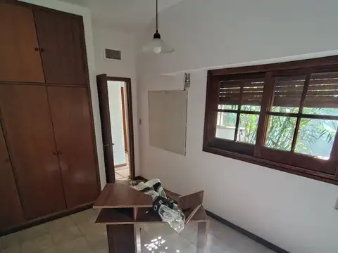 Casa en Alquiler en Alberdi, $ 2.300.000