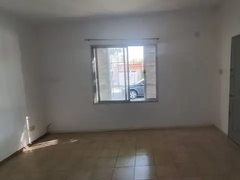 VENTA CASA 3 DORMIS JARDIN/PATIO- PARQUE FIELD