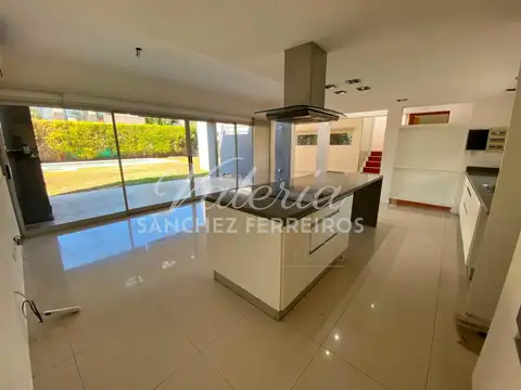 Casa en Venta al Noroeste