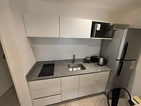 Teniente Juan Domingo Peron 4100, Piso 6