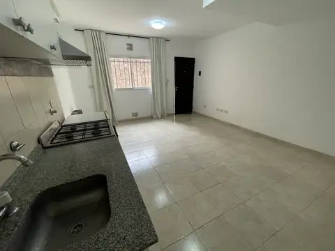 Depto Tipo Casa en Venta de 2 ambientes