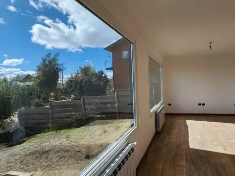 CASA EN PH - VISTA AL LAGO - A ESTRENAR