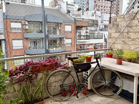 Monoambiente con balcón amoblado Palermo