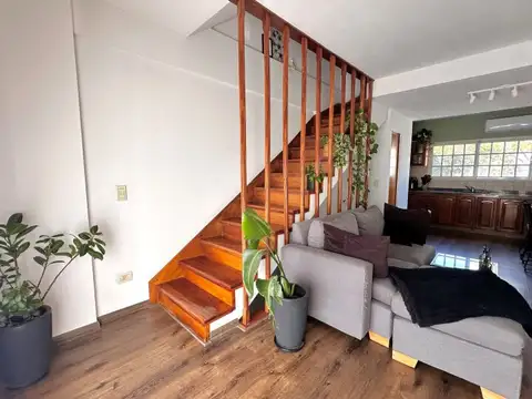 Depto Tipo Casa en Venta de 2 dormitorios